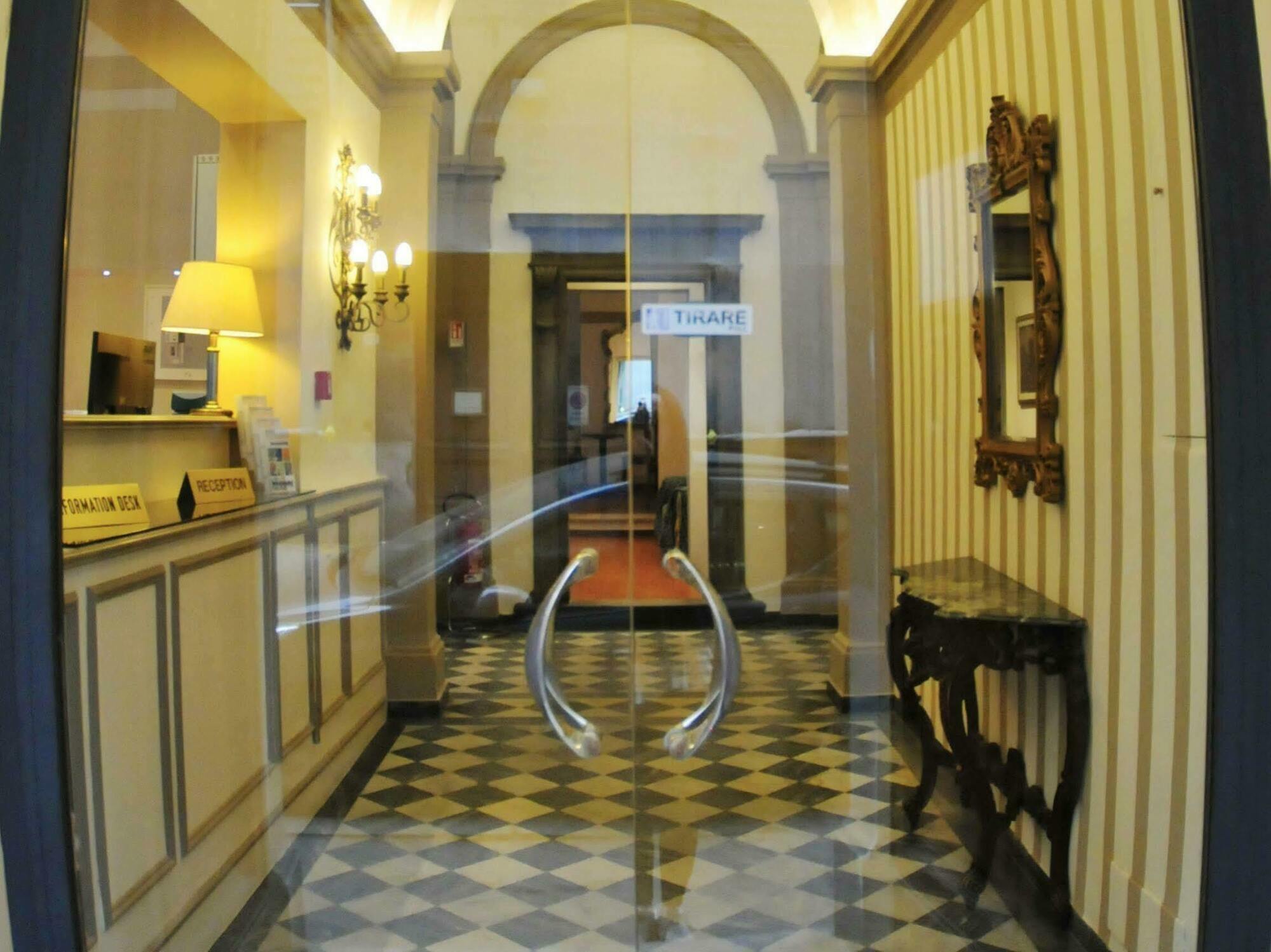 Hhb Hotel ฟลอเรนซ์ ภายนอก รูปภาพ